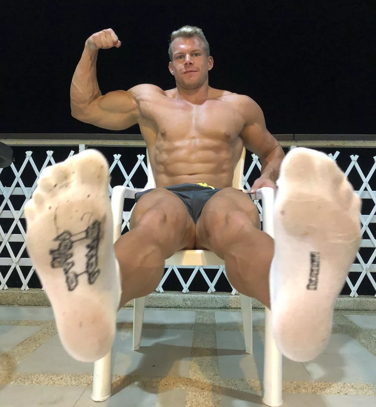 Socked 12s (with a bicep and abs) Socked 12s (with a bicep and abs)