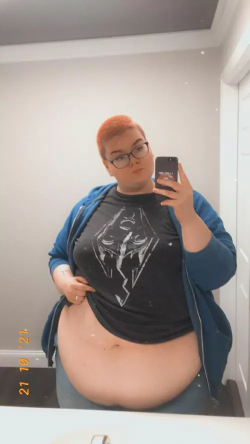 Soft and sweet 🥺 I’ve been feeling a little sick lately. Anyone wanna make me feel better?