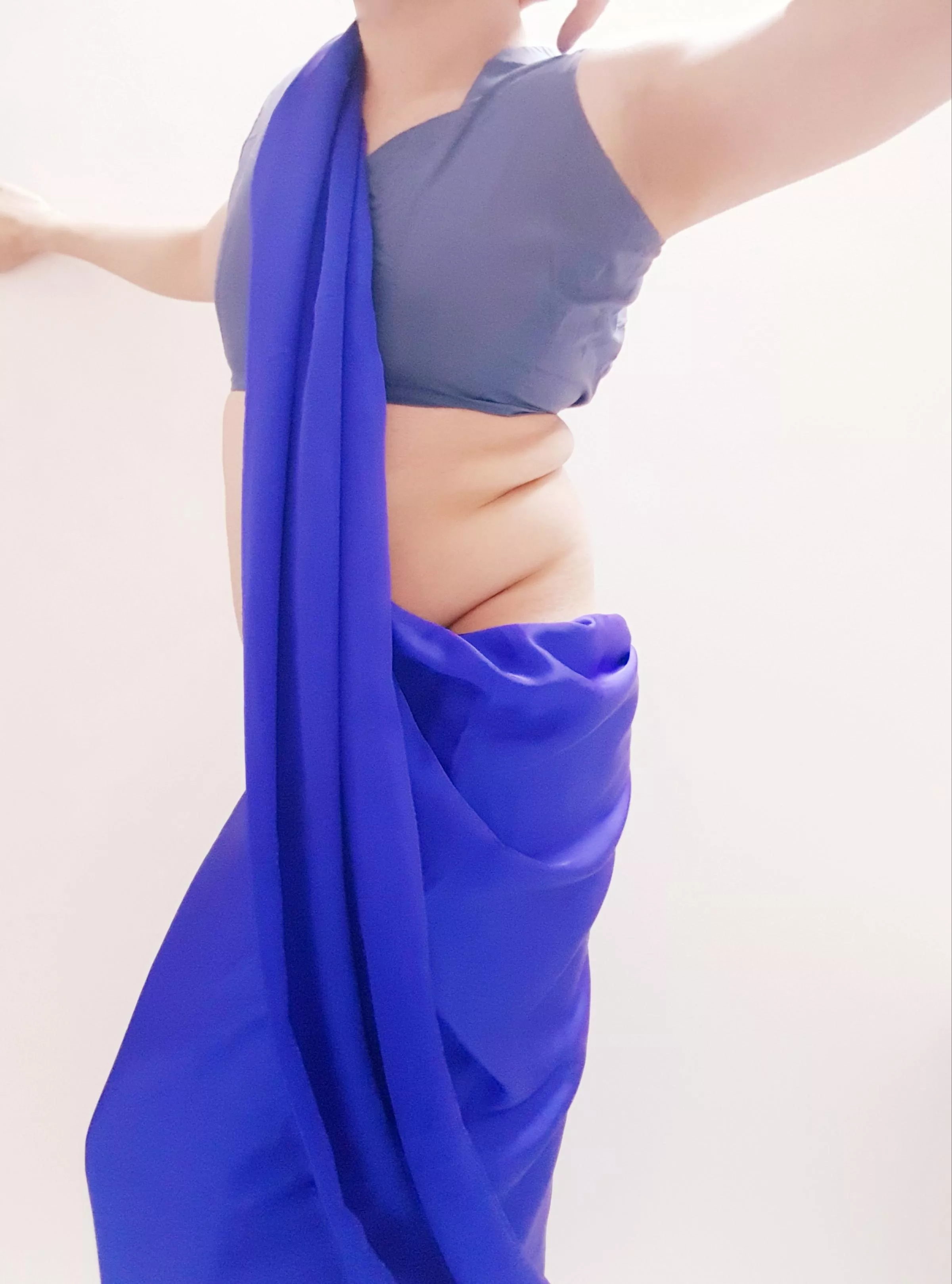 Soft boy crossdressing in a sari which is worn by indian girls. What a slut showing her soft navel and armpits for daddies 👅💋🍆 Soft boy crossdressing in a sari which is worn by indian girls. What a slut showing her soft navel and armpits for daddies 👅💋🍆
