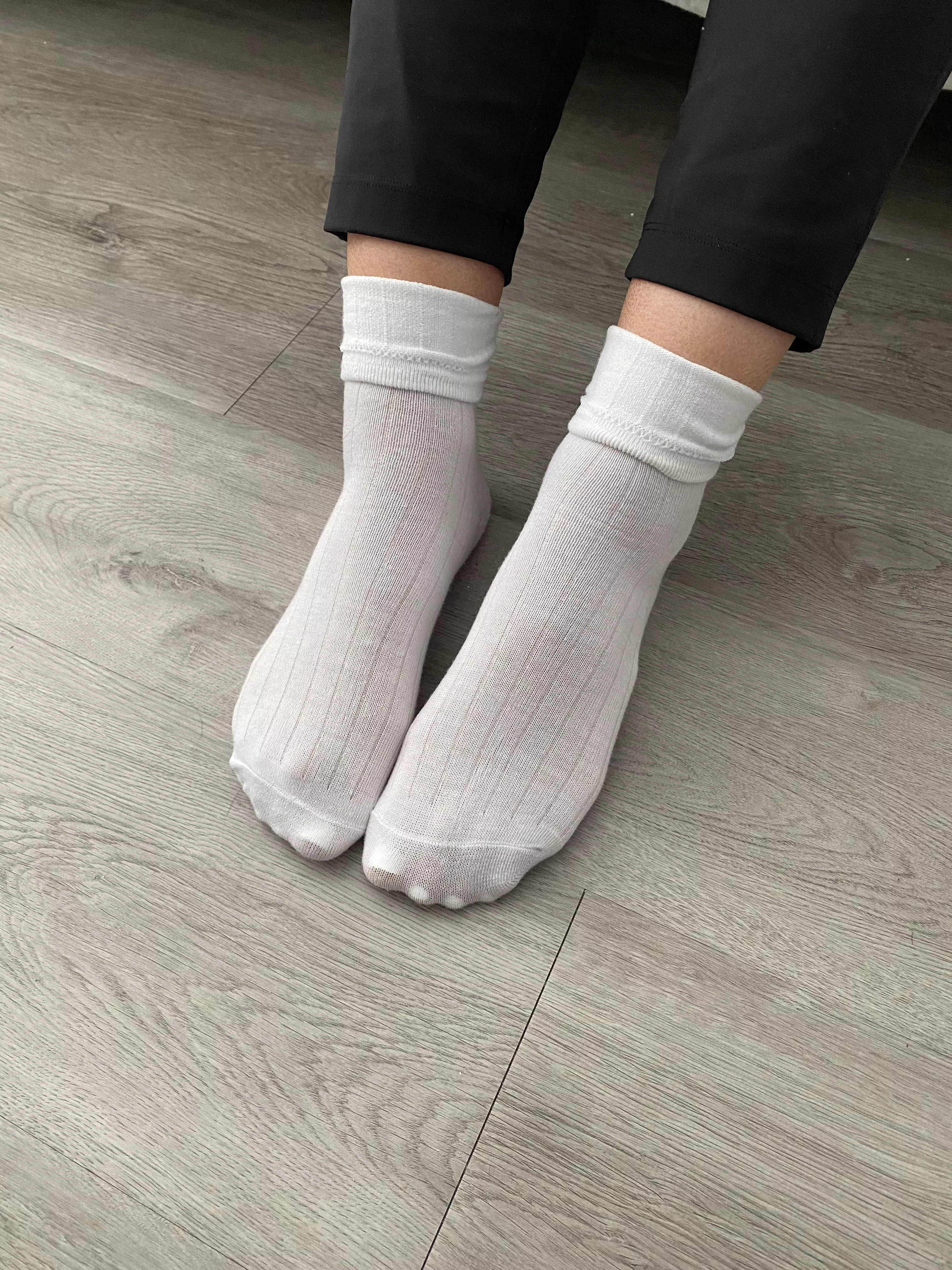 Some Canadian girl toes! :) PayPal only! 🇨🇦🇨🇦🇨🇦