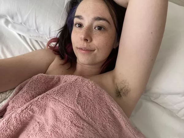 Some fuzzy pits for you to taste before bed π€€