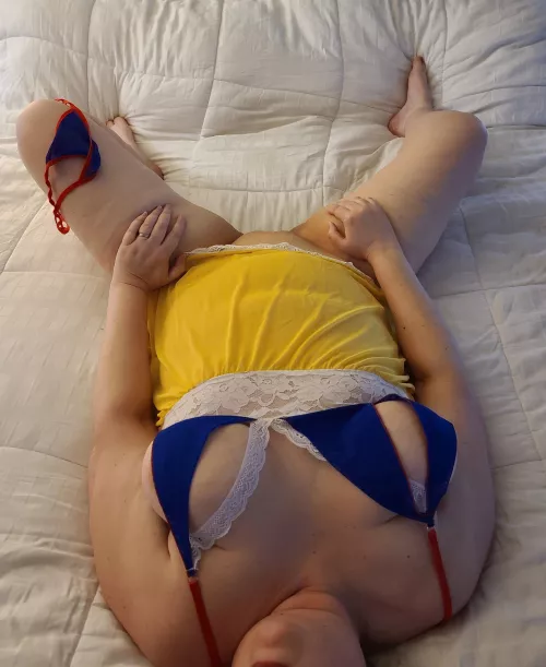 some prince charmed hoe whites thong of[f]