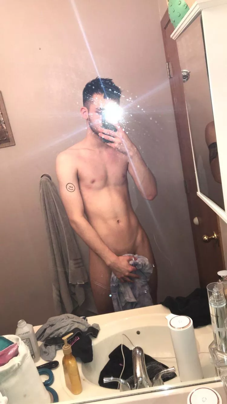 somebody come over and help me beat resident evil 6 again 😢