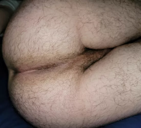 Someone come here and tongue my tight hole