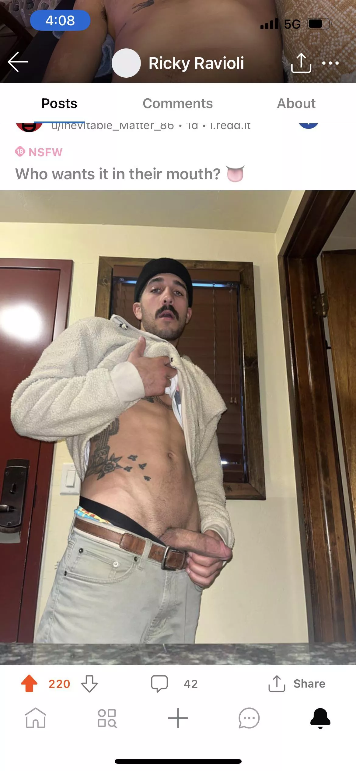 Someone come suck it 👅