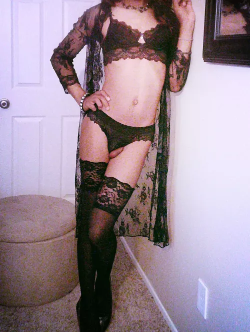 Someone is trying to get out lol