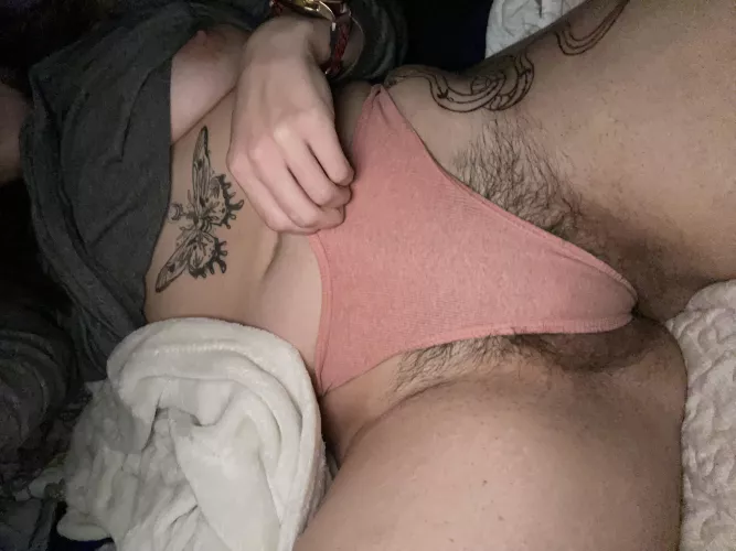 someone needs a kiss goodnight.. 👅💕