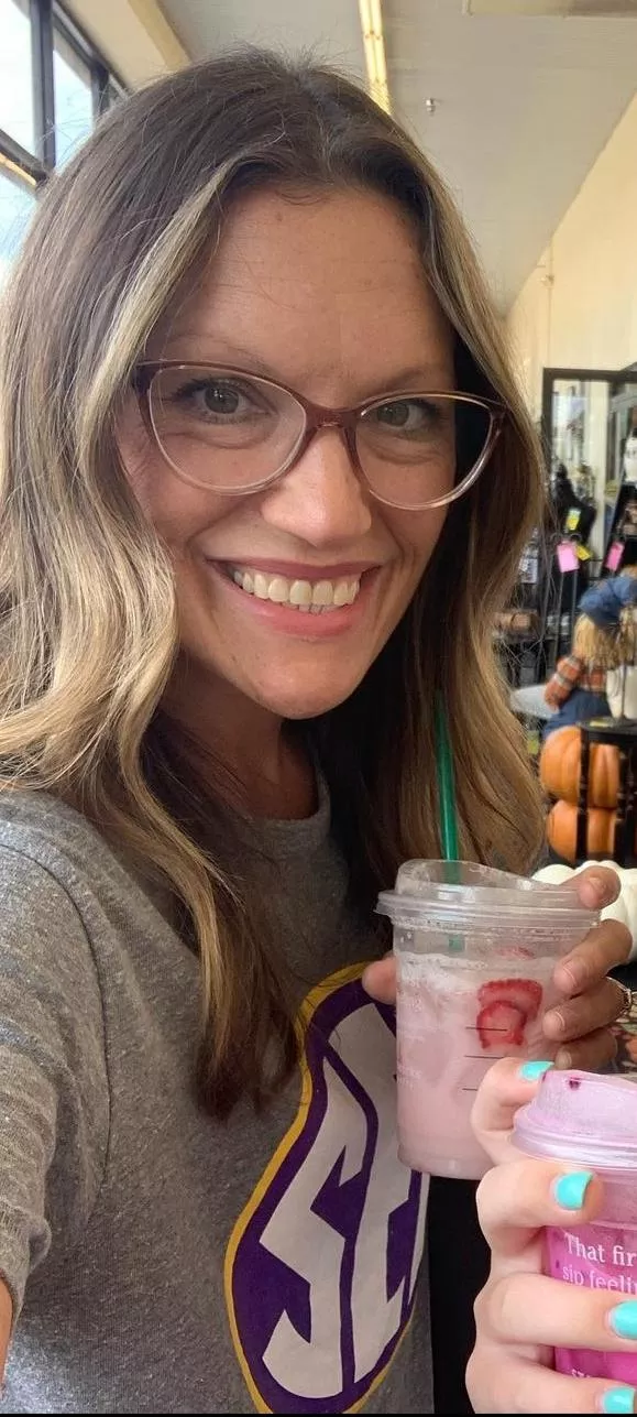 Someone please flirt and fuck her