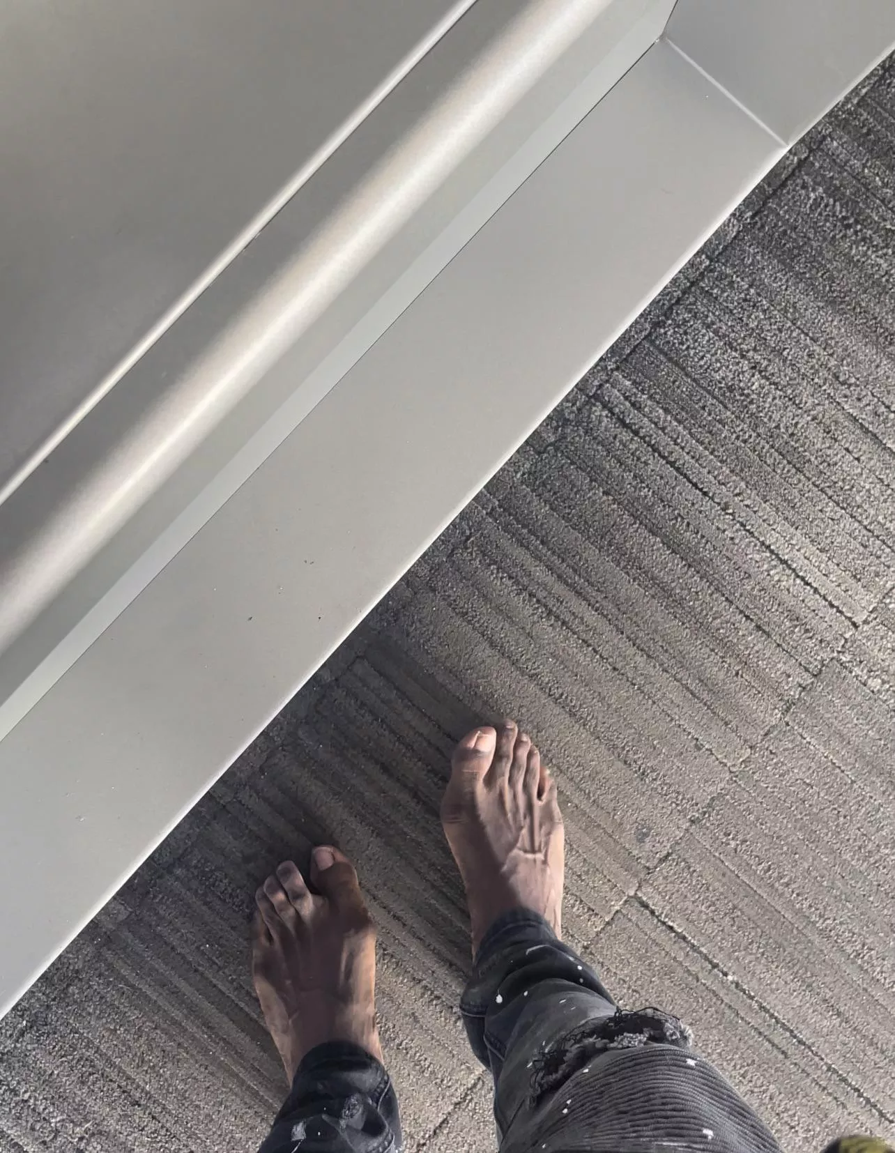 Someone was staring at my feet, made my big toe stand up 😰