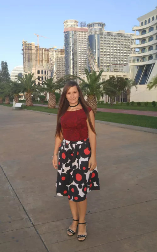 Something the weather turned bad. It rains and thunderstorms outside. Although, to be honest, I'm already used to celebrating Christmas and New Year without snow 😅