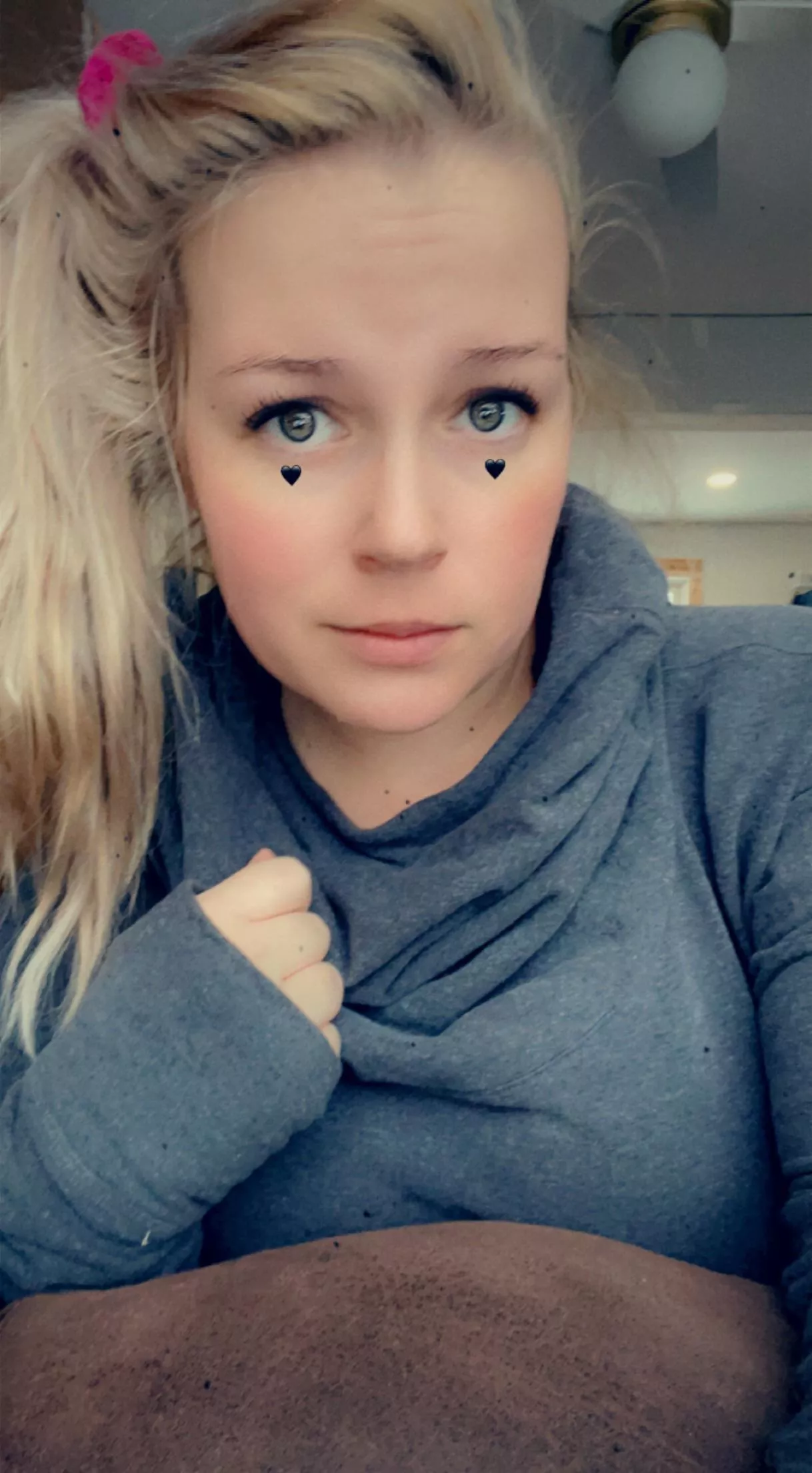 Sometimes having fun with filters alone makes me feel so little 🤍