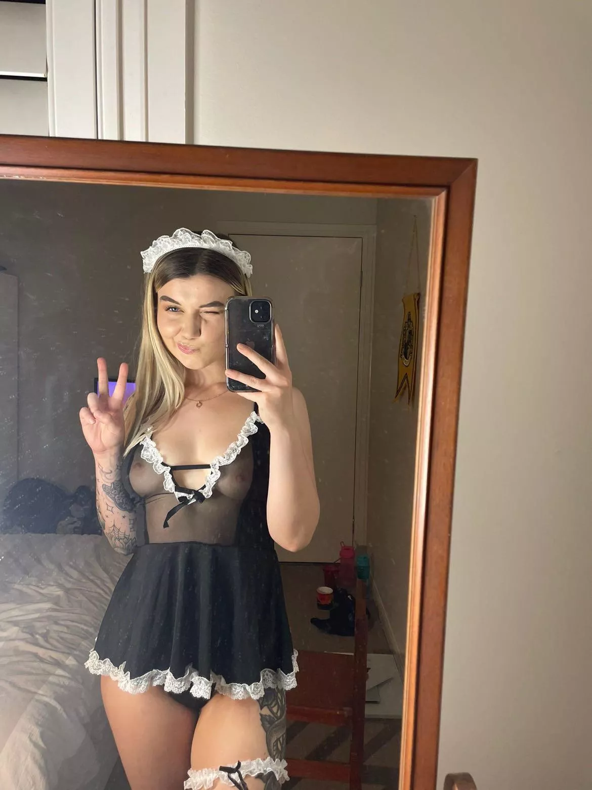 sometimes i really don’t know how to act sexy…🤣 sometimes i really don’t know how to act sexy…🤣
