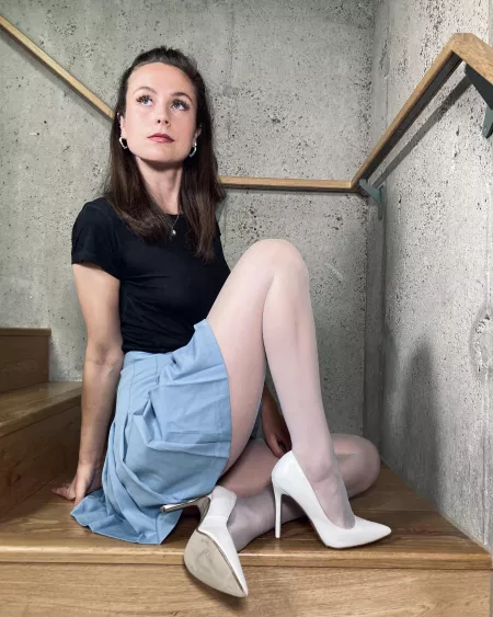 Sometimes, I sit on the stairs in my sheer tights and ponder my existence 🧐