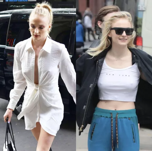 Sophie Turner Poking out