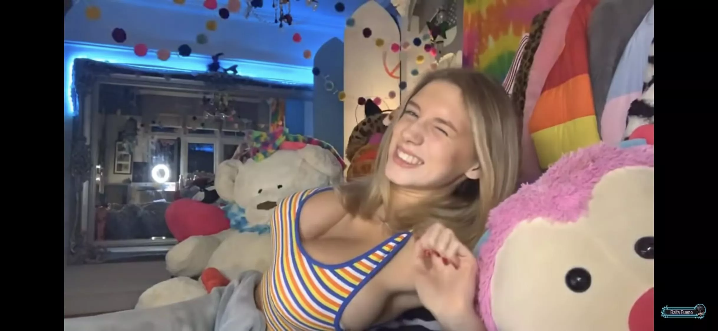 Sorry for the horrible quality but does anyone know who this is ?