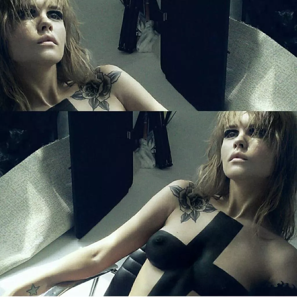 Sort of a Daryl Hannah in Blade Runner vibe, and boobs, still working on finding more context for the images.