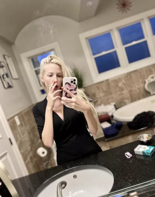 Sound I think about quitting?🚬💋