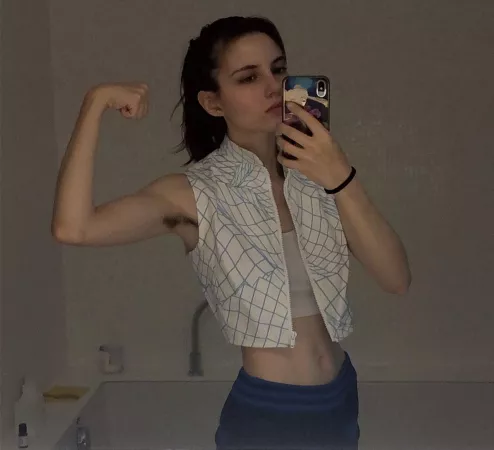 Spaceship mechanic here to take care of your engine troubles