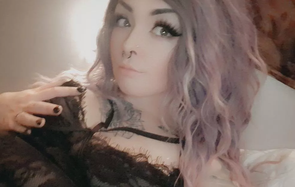 Spoil me, daddy. xx [oc]