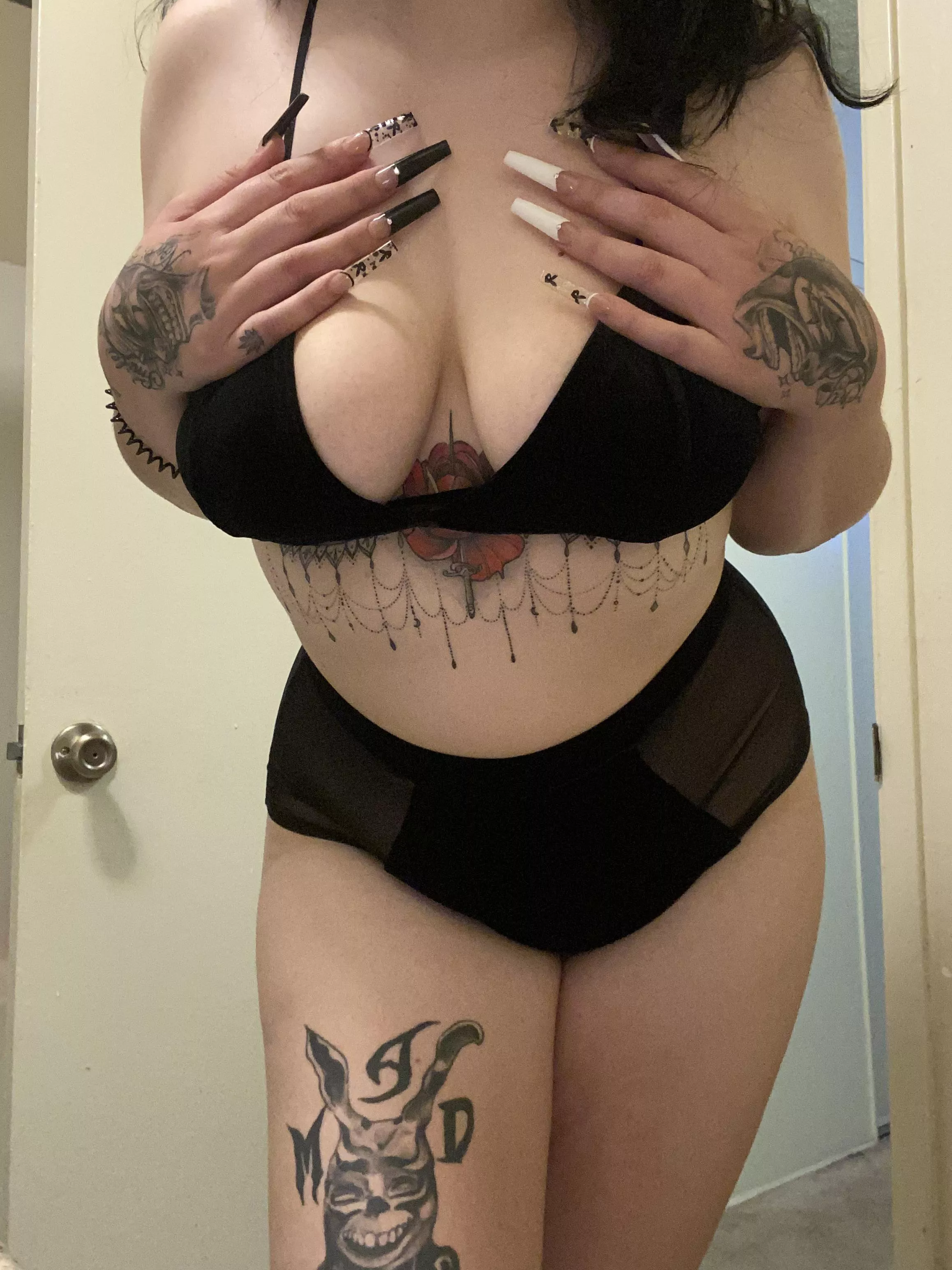 spread my cheeks open 💦