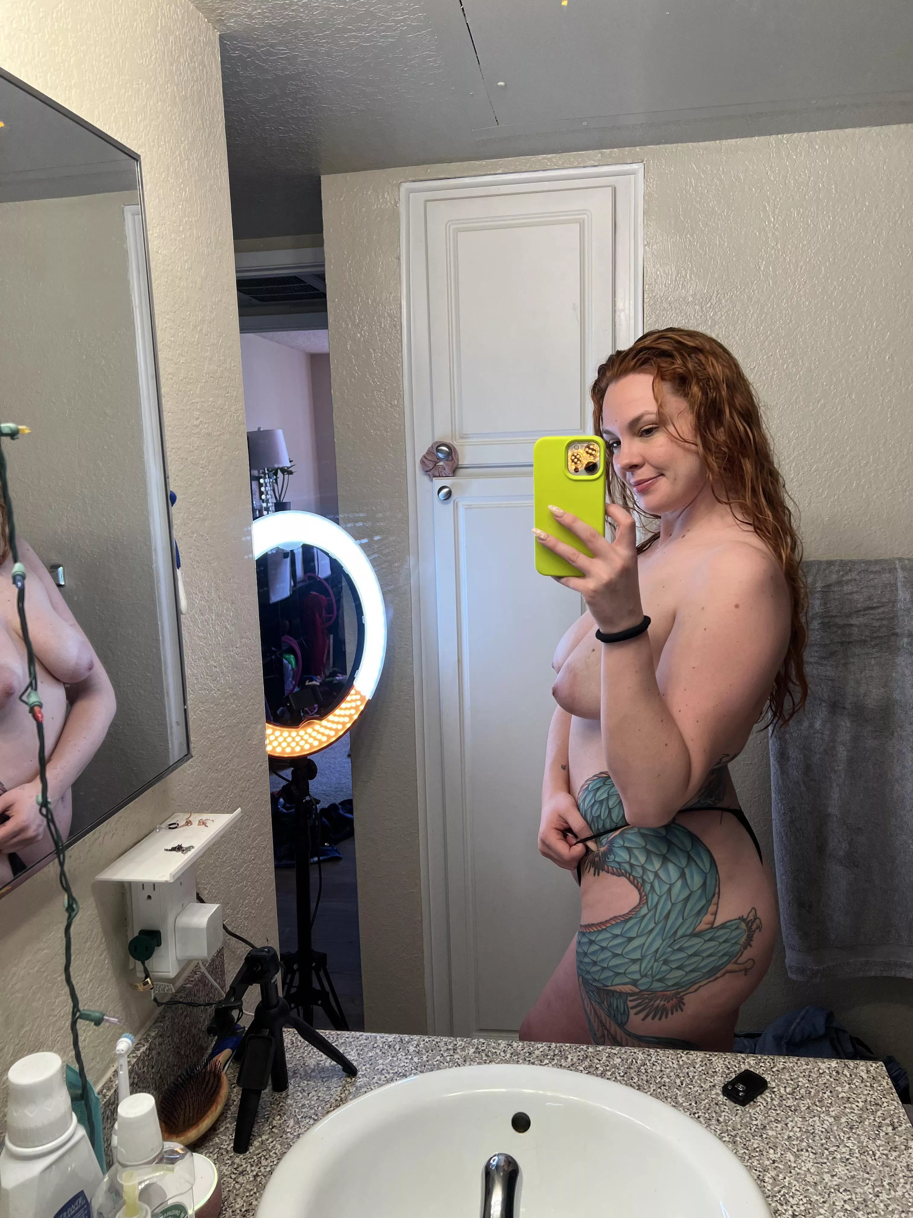 Squeaky clean 🧼 Fresh out of shower. Squeaky clean 🧼 Fresh out of shower.