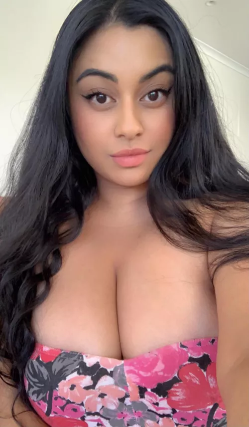 Sri Lankan x Chinese x Indonesian 💕