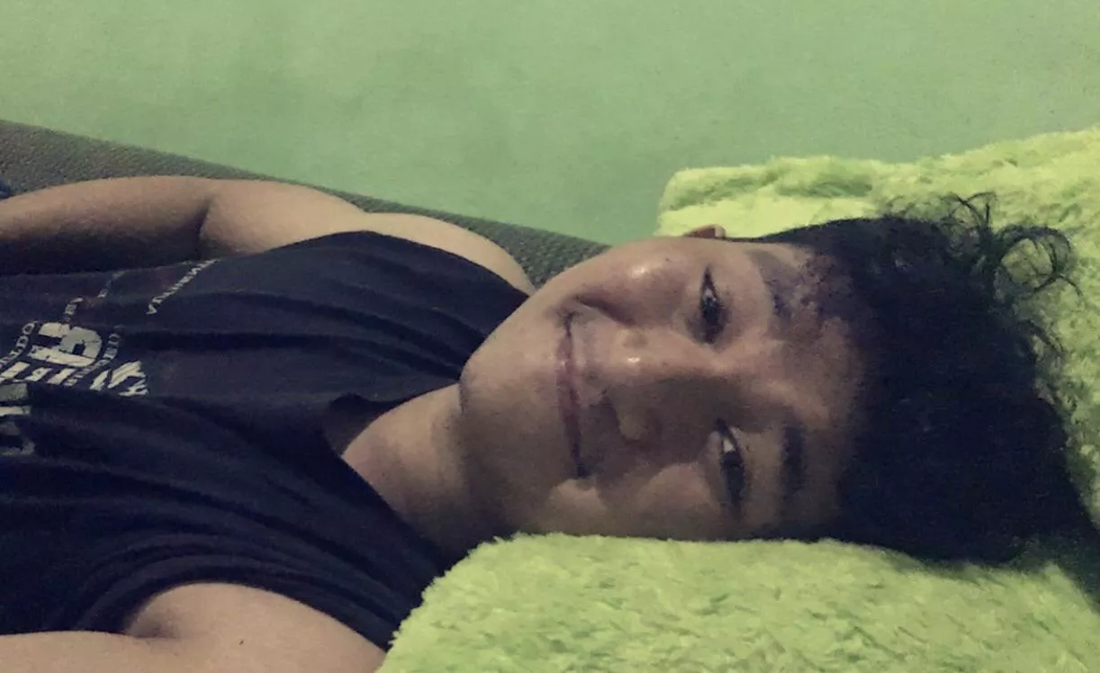 Start my day by smiling. Have a good day gaymers :) Start my day by smiling. Have a good day gaymers :)