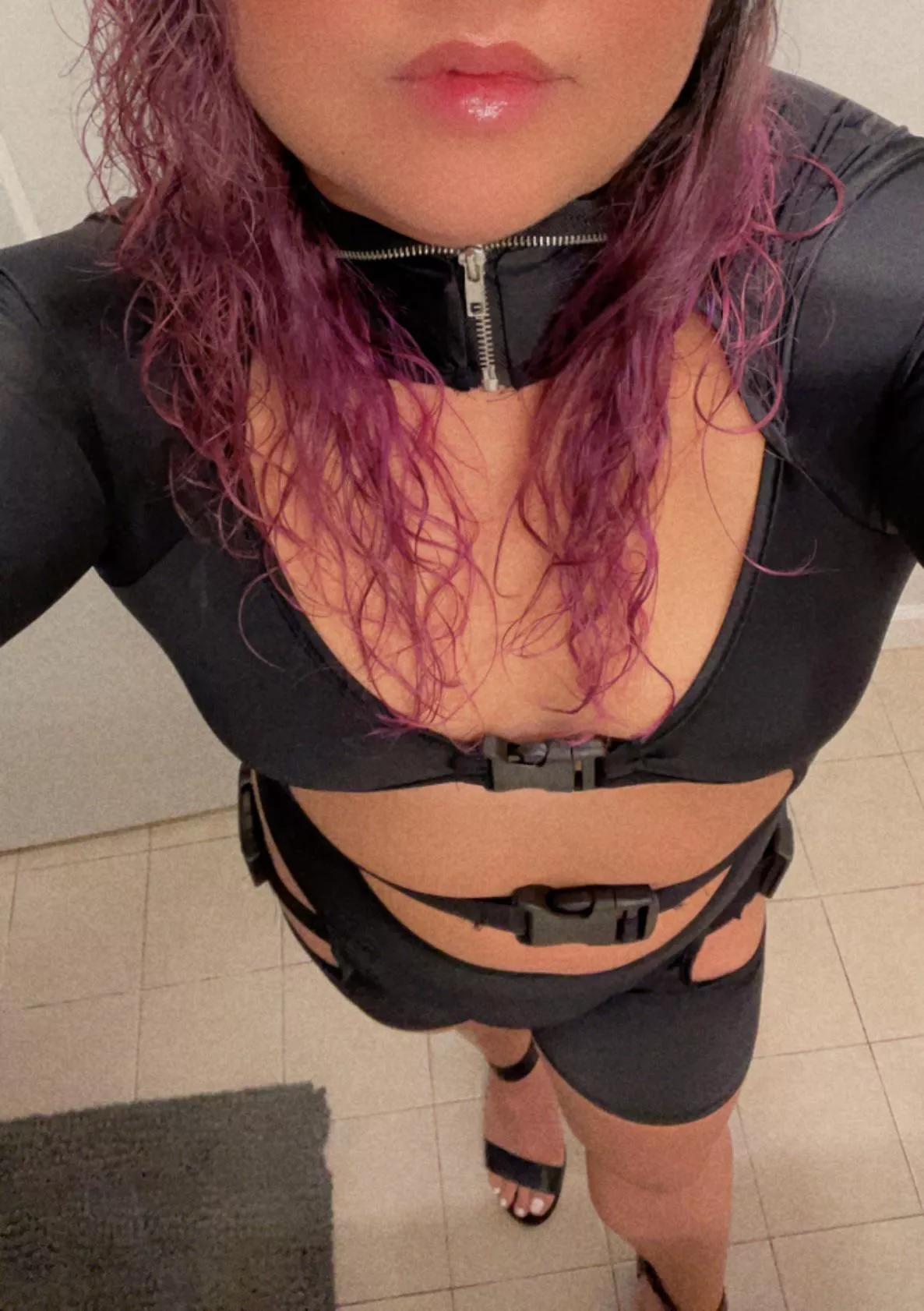 Start the new year right by fucking me 😜