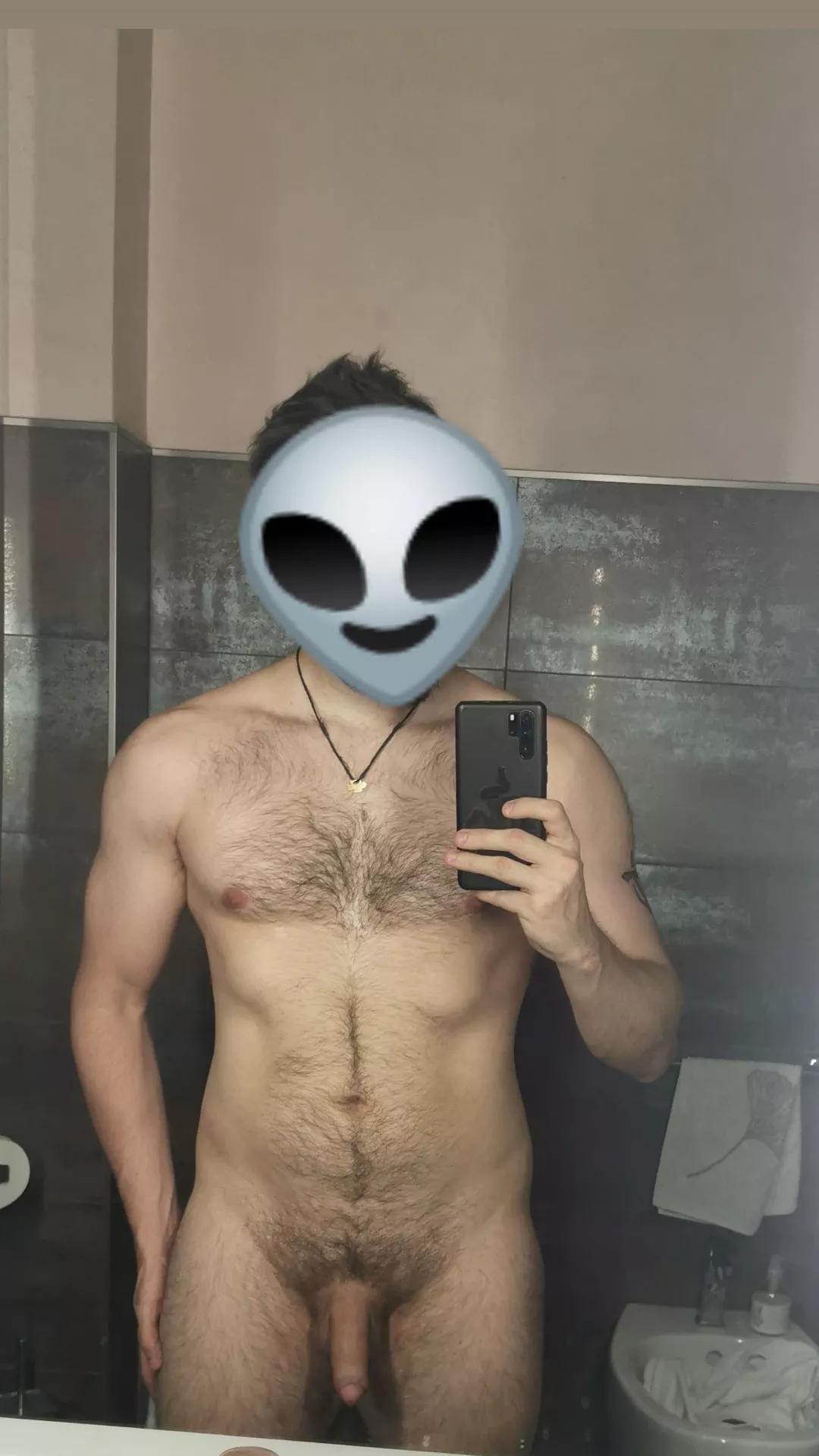 Still got love handles but running see(m)s to be working, how do i look? :)