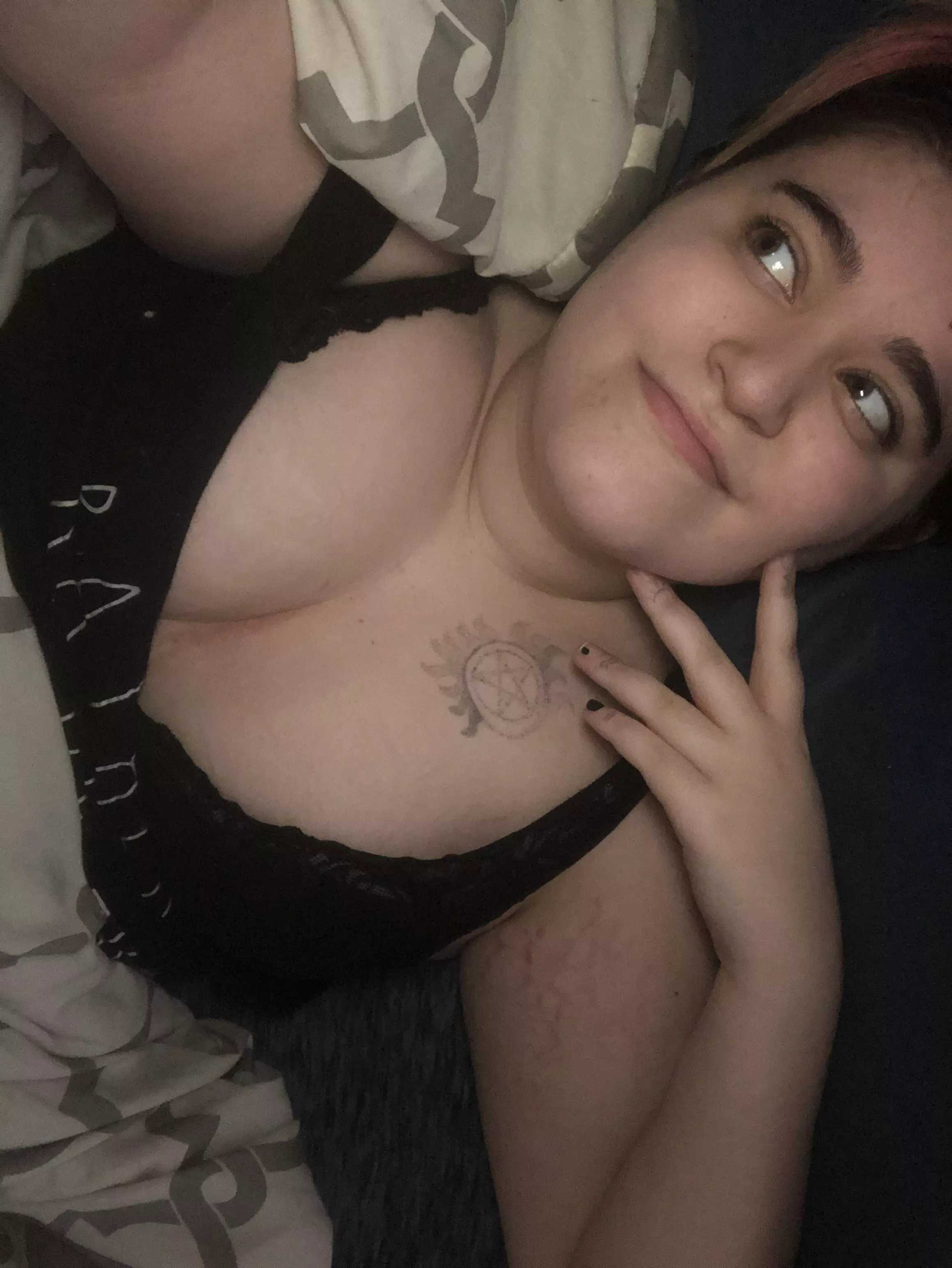 Still half asleep but wanted to say good morning (it's morning somewhere right?)