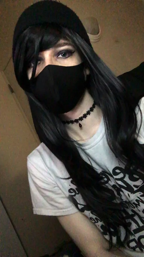 Still really new to this type of stuff and wanted somewhere to post my pic >.<