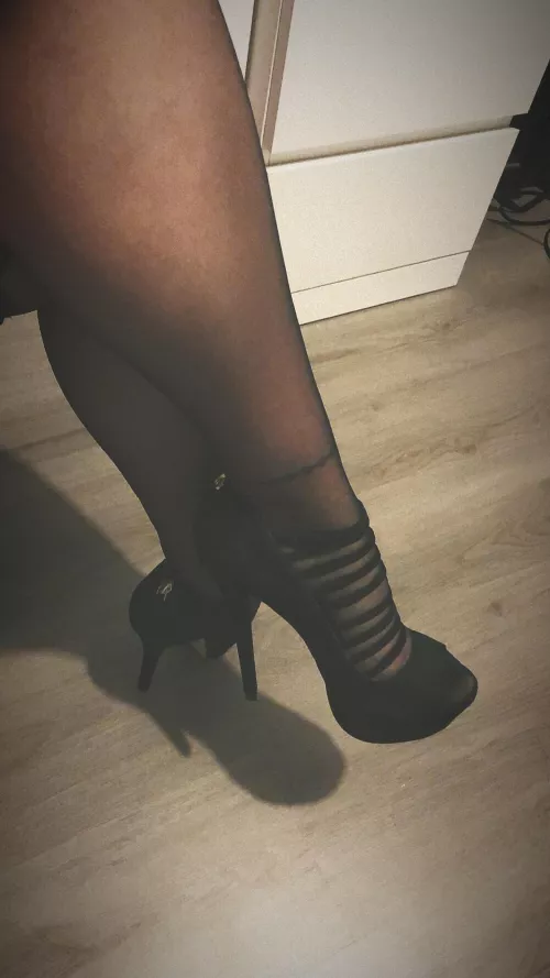 Stockings & heels 😉