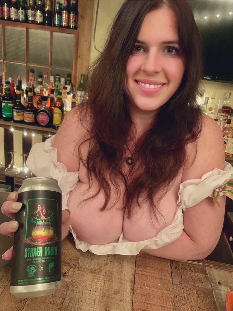 Stoner Broth anyone? Great DIPA from Widowmaker out MASS. Stoner Broth anyone? Great DIPA from Widowmaker out MASS.