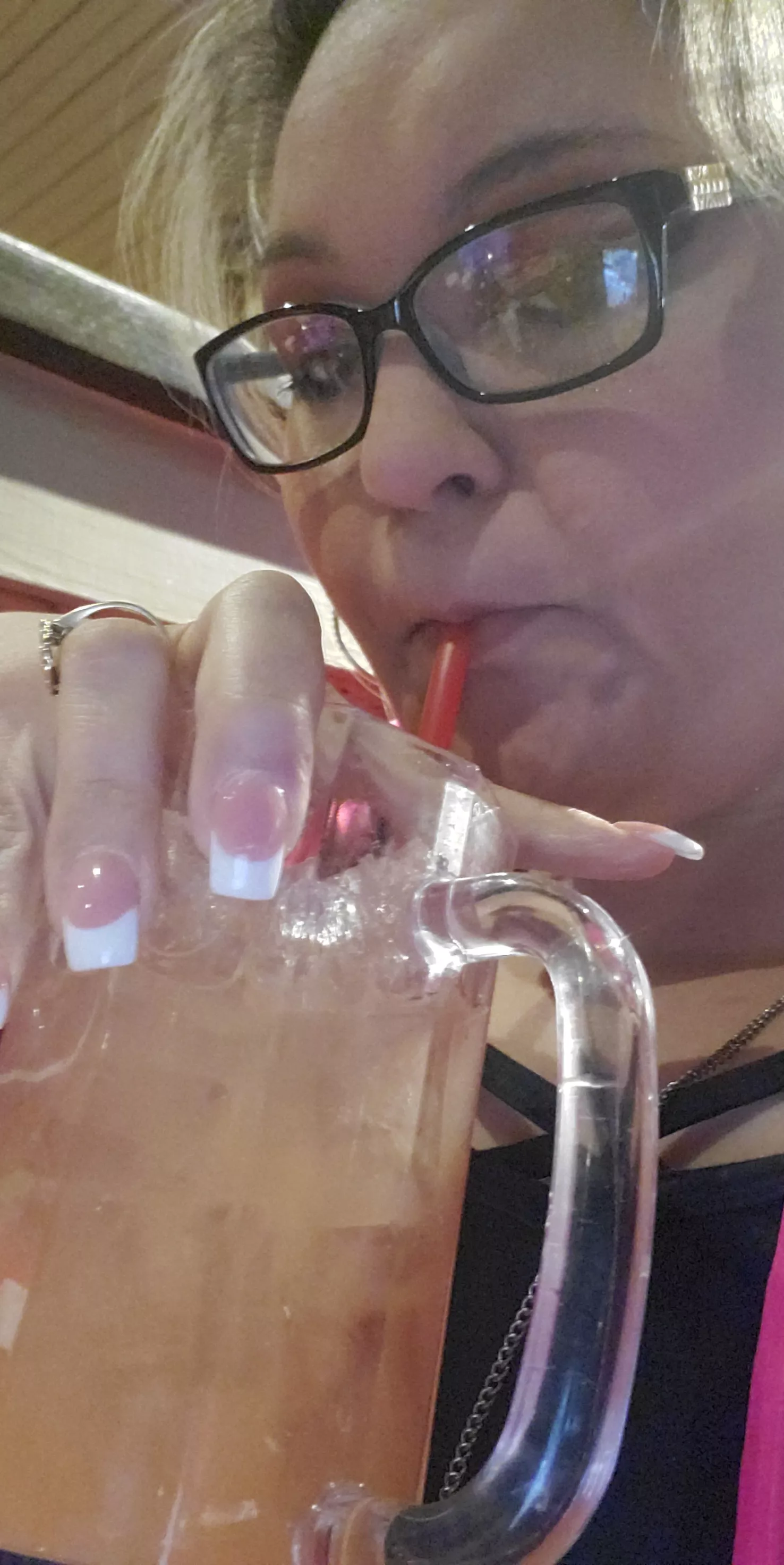 Stood up yet again. Imma still gonna eat tho. Yay single life