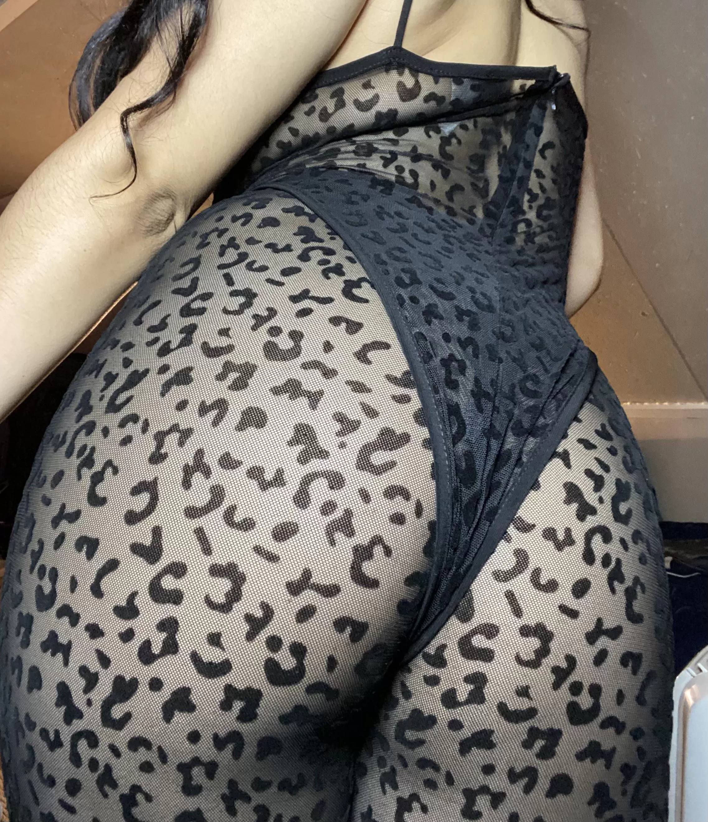 Stop lurking loser . Let me use you as a toy to laugh at when I’m bored [domme]