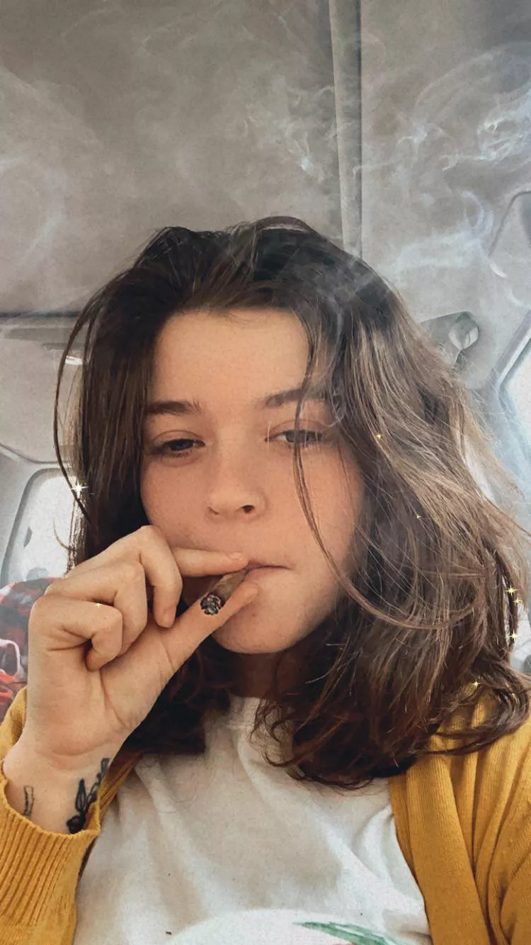 Straight chilling ✌️☺️