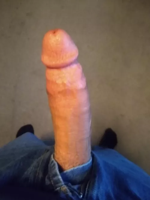 [Straight, DMs open] Would you suck it?