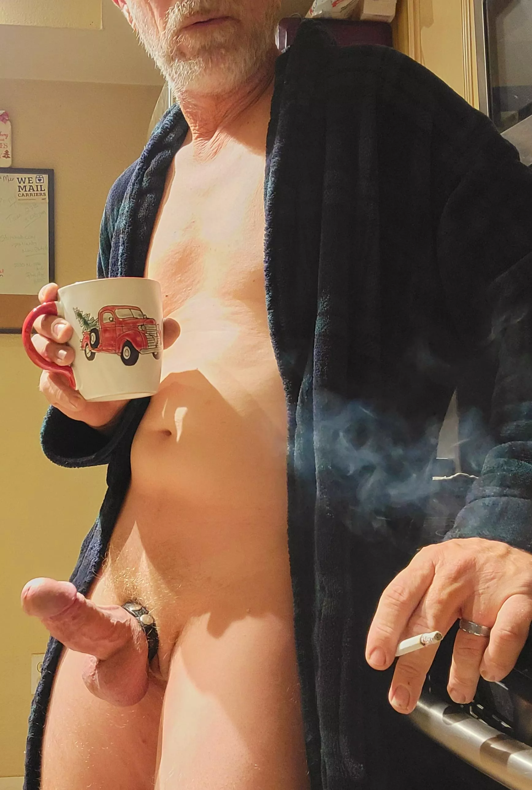 Strapped and ready for the weekend but first coffee and nicotine