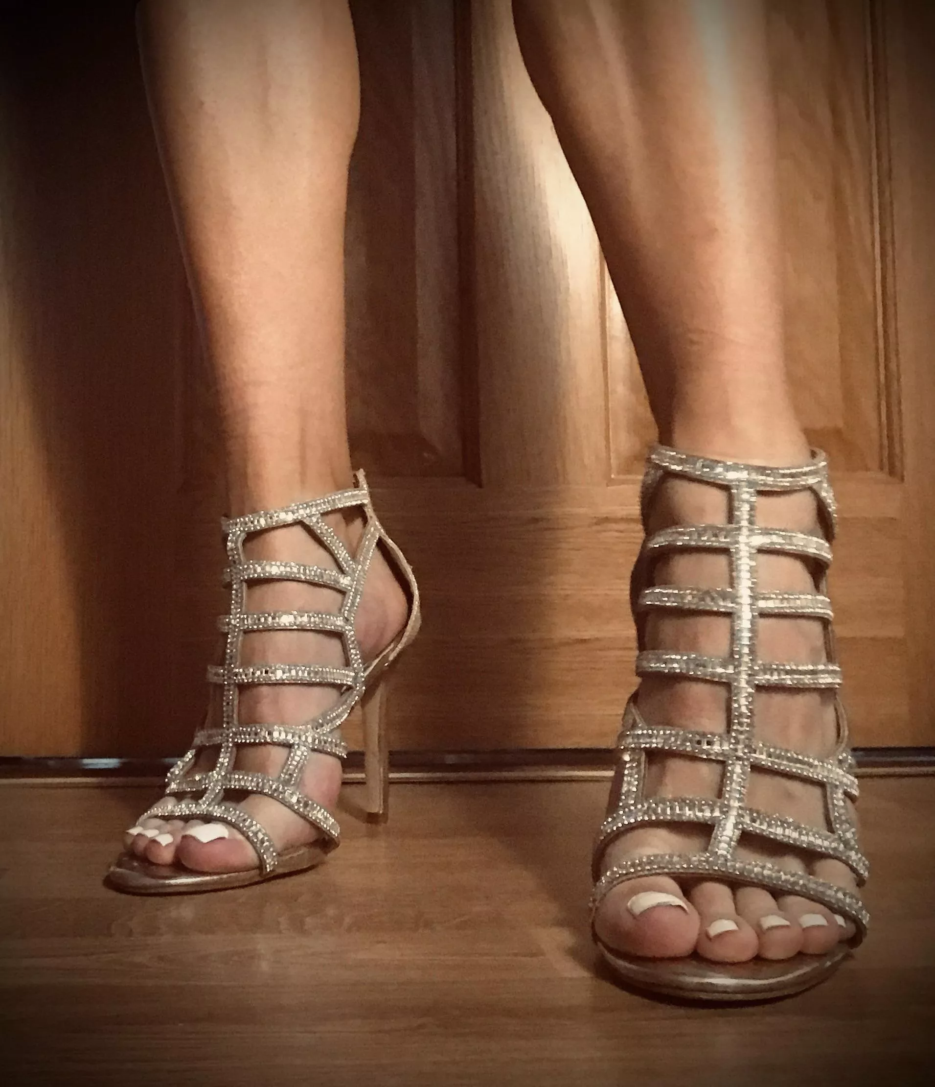 Strappy sparkly stilettos with a zip = 😍 [M]