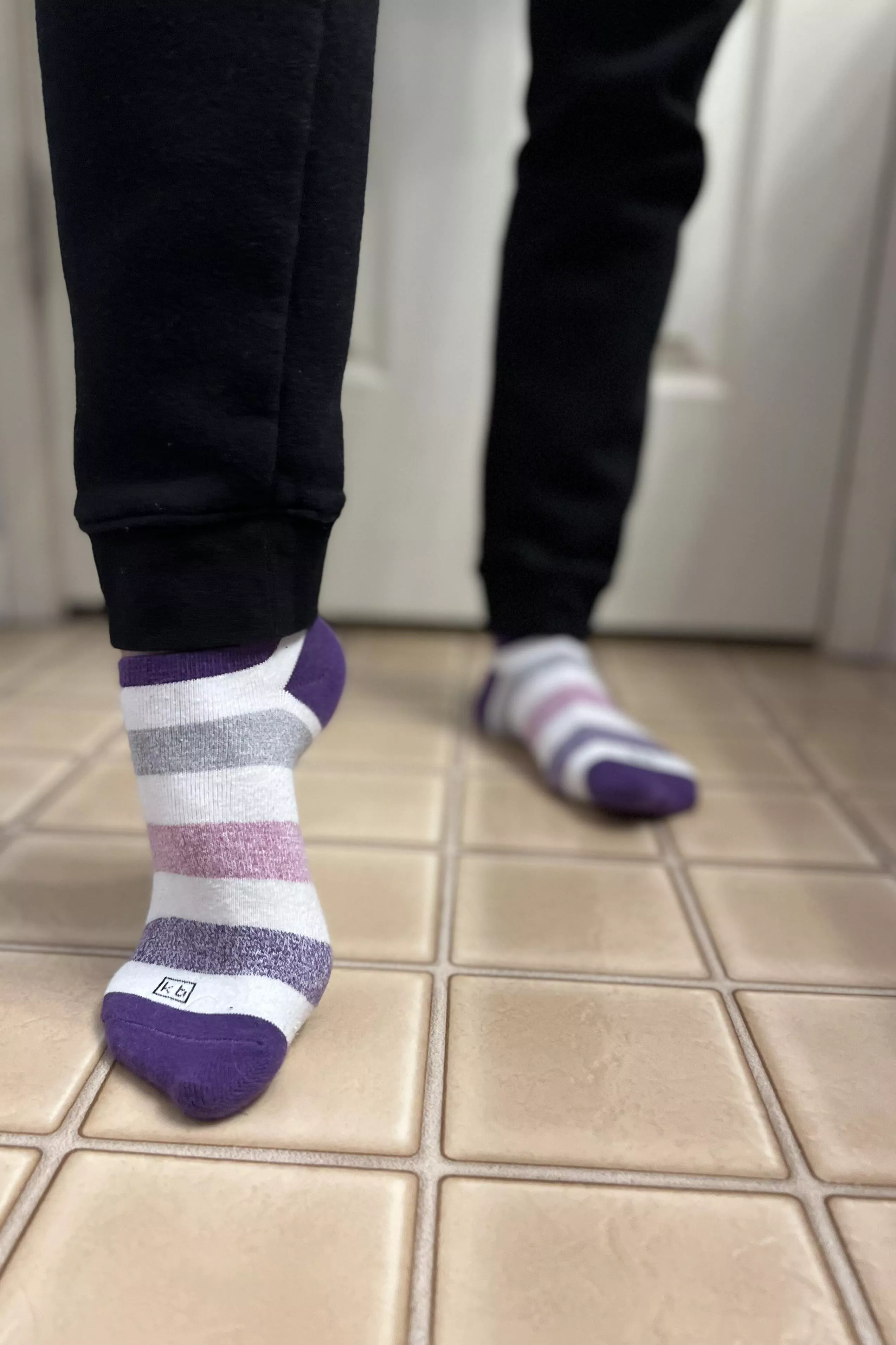 Stripes just make my arches that much more visible 🥰 Stripes just make my arches that much more visible 🥰