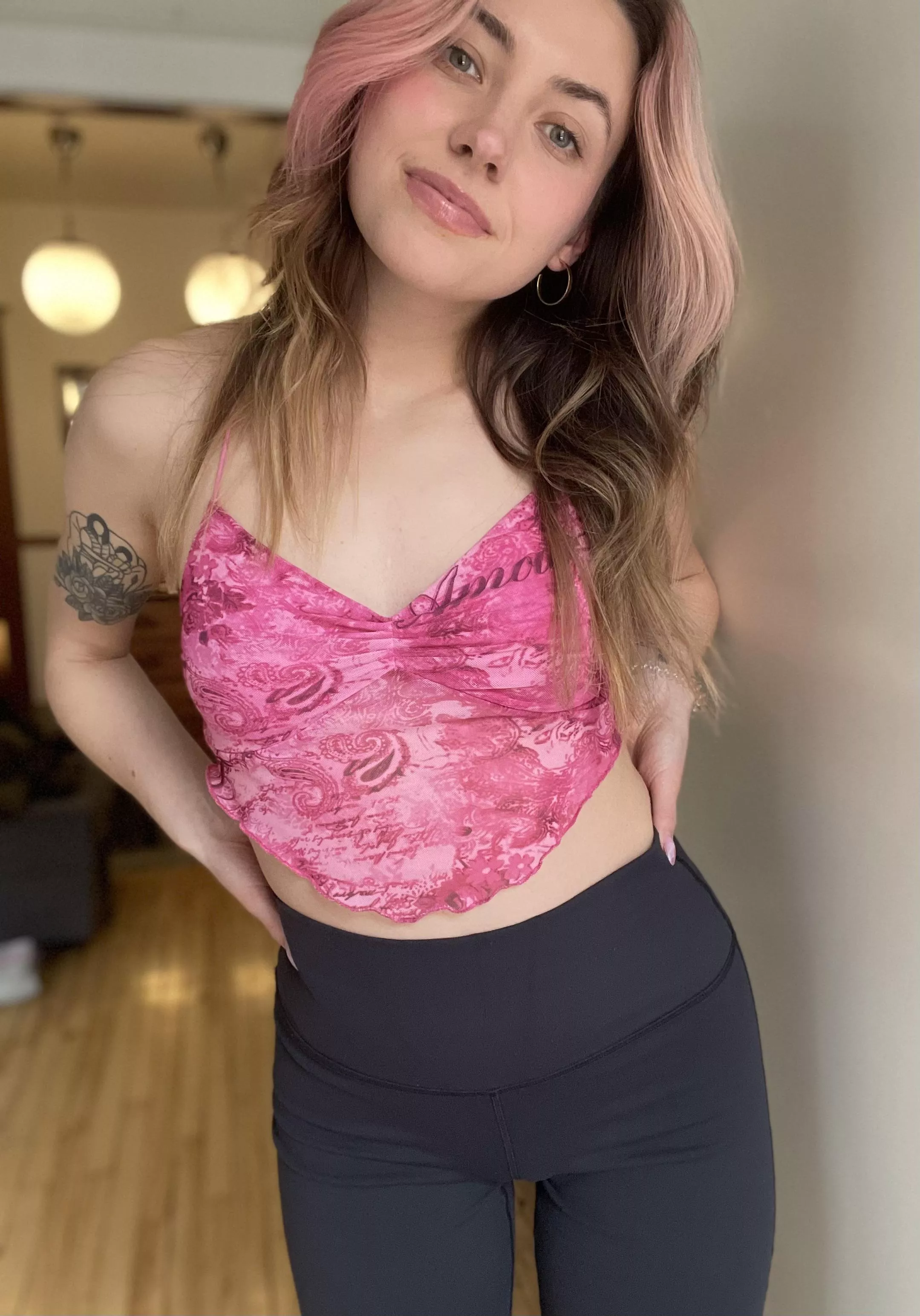 Study break selfie (F) 🥰