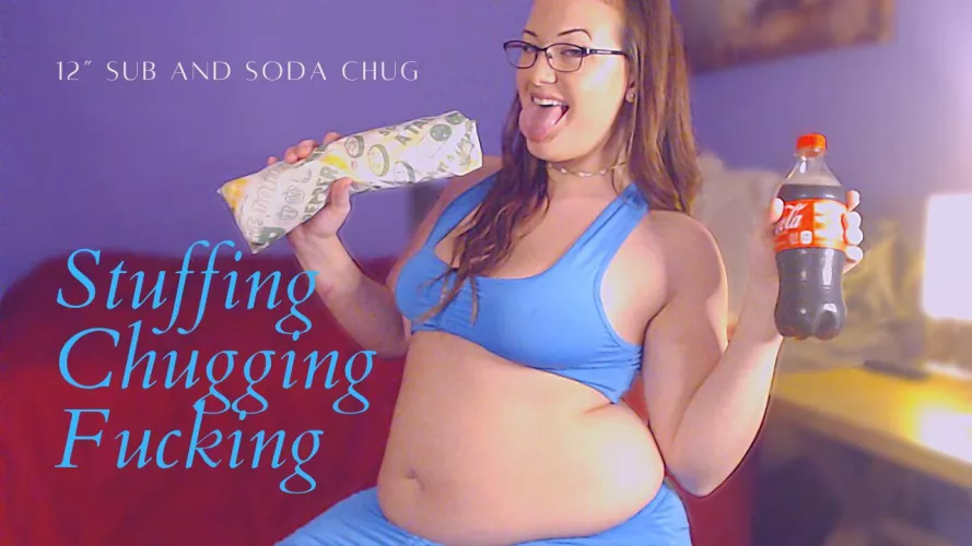 Stuffing is sooo much fun and sexy 🥳 such a great way to kick off the new year 😁😁😁