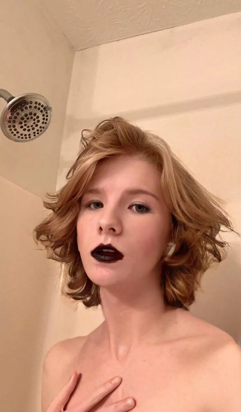 stupid twink whore🖤