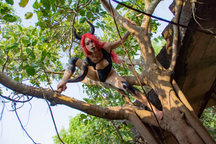 Succubus by Nora Redmain [OC]