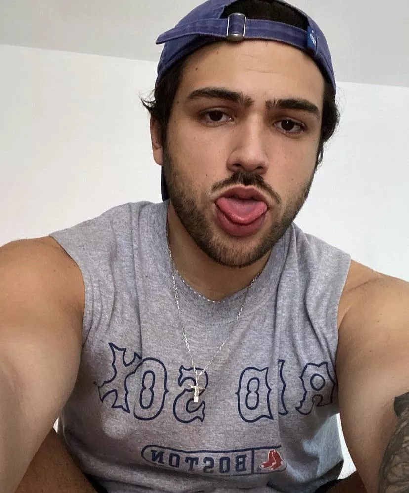 Such a lazy weekend for me,how’s your weekend so far 🌈