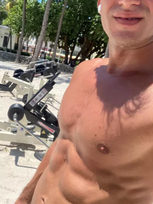 Sun day fun day (M)