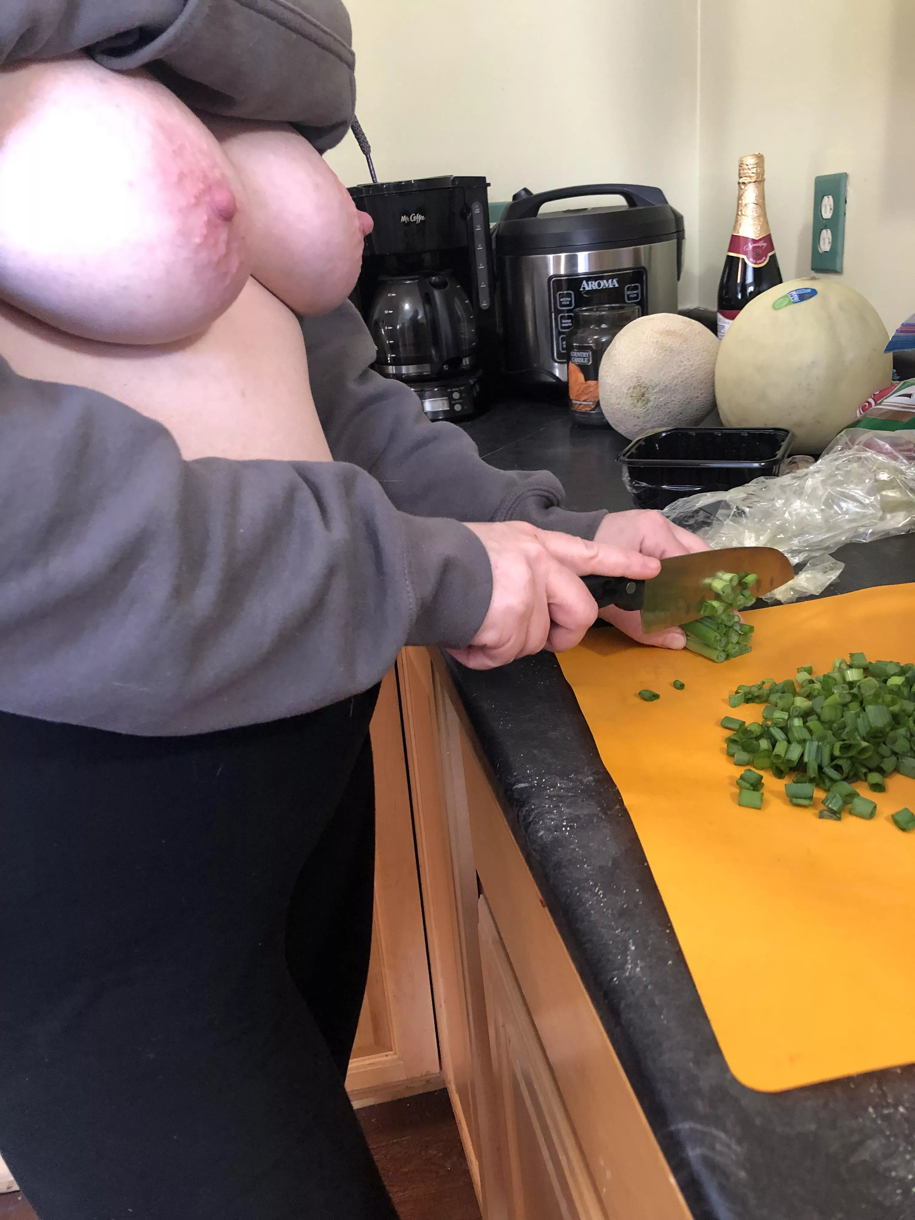 Sunday cooking! How many melons do you see? Sunday cooking! How many melons do you see?