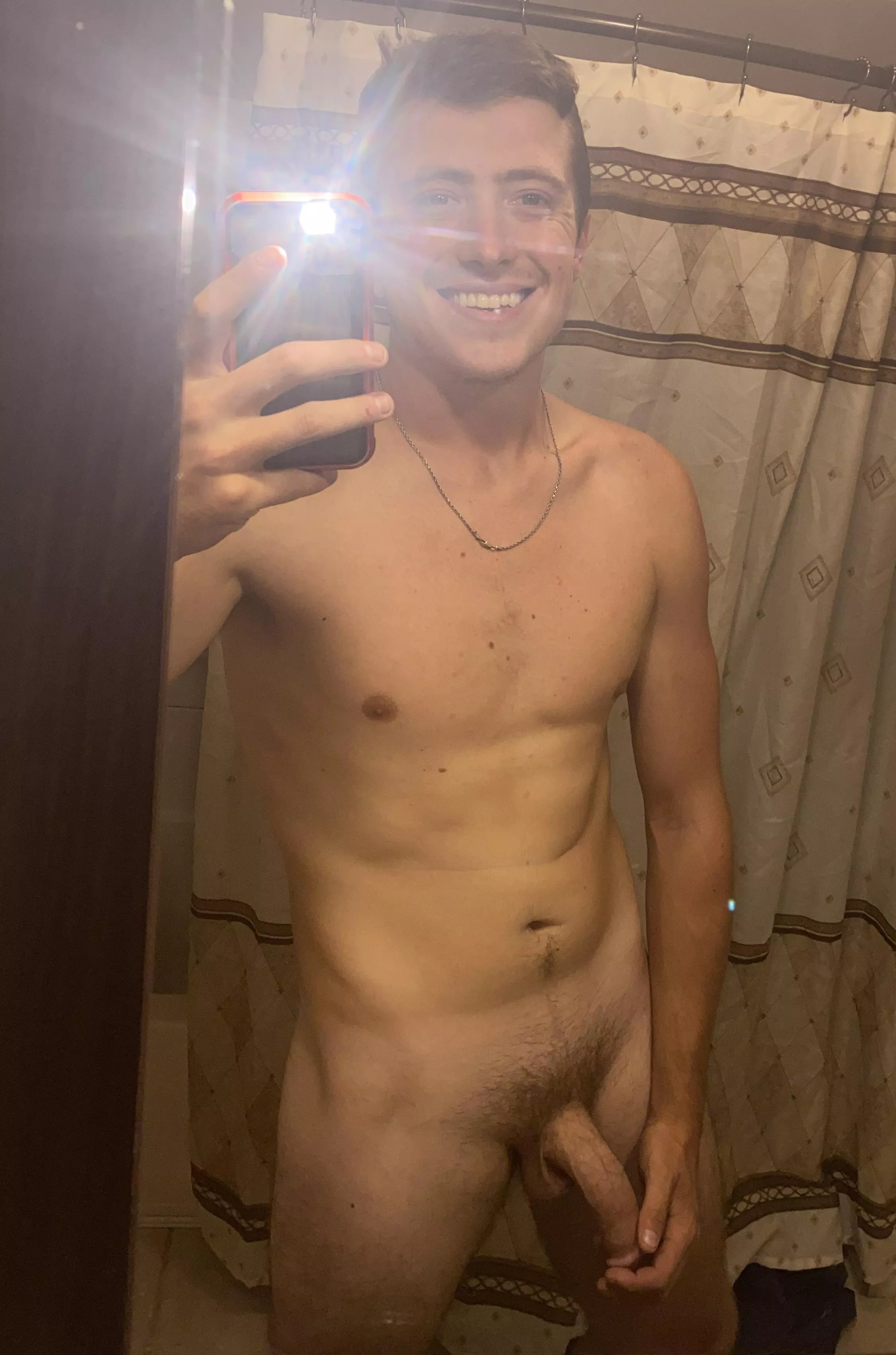 Sunday funday anyone? I’d love to get this big dick hard