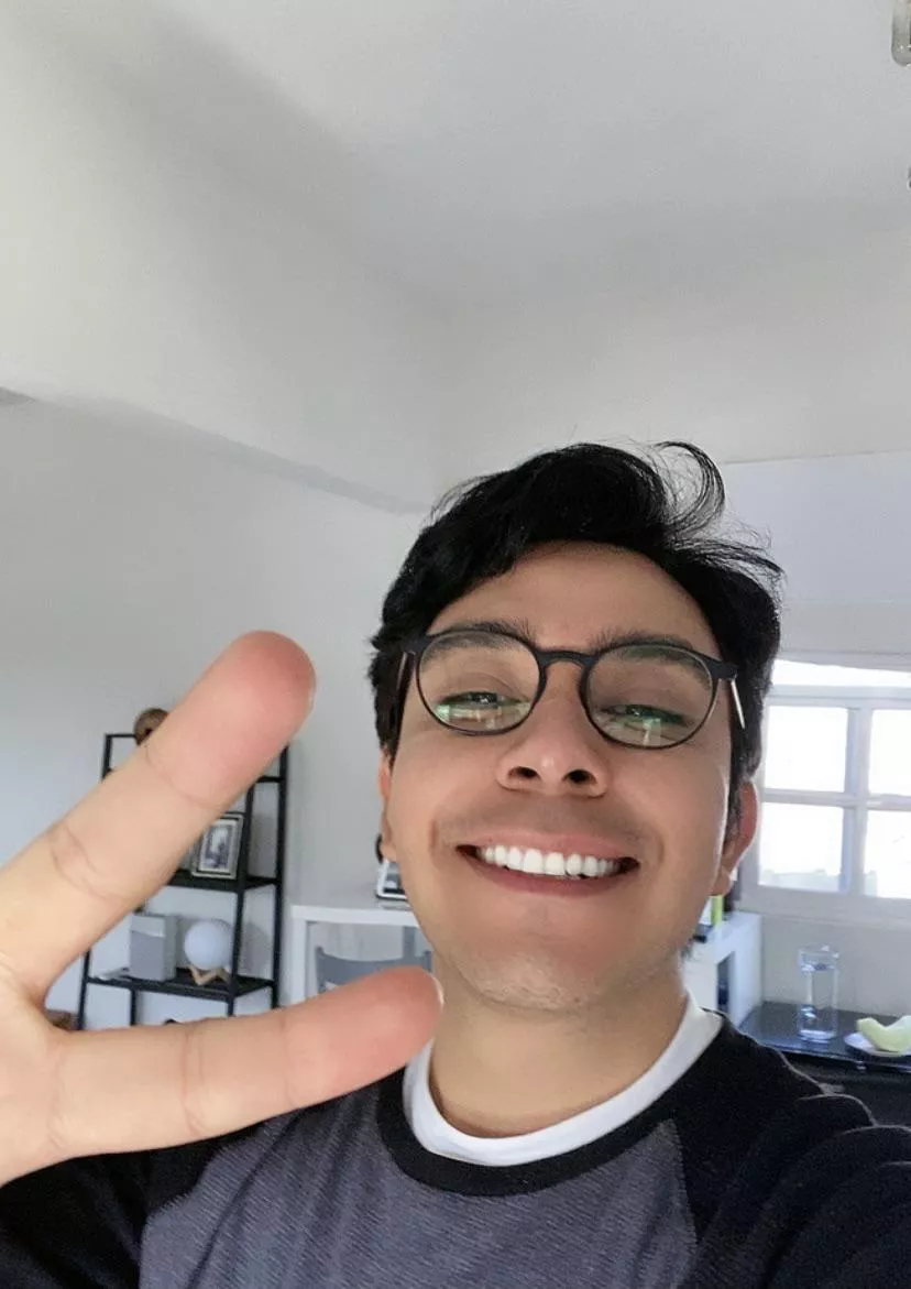 Sunday morning… Hello everyone ✌🏼Peace