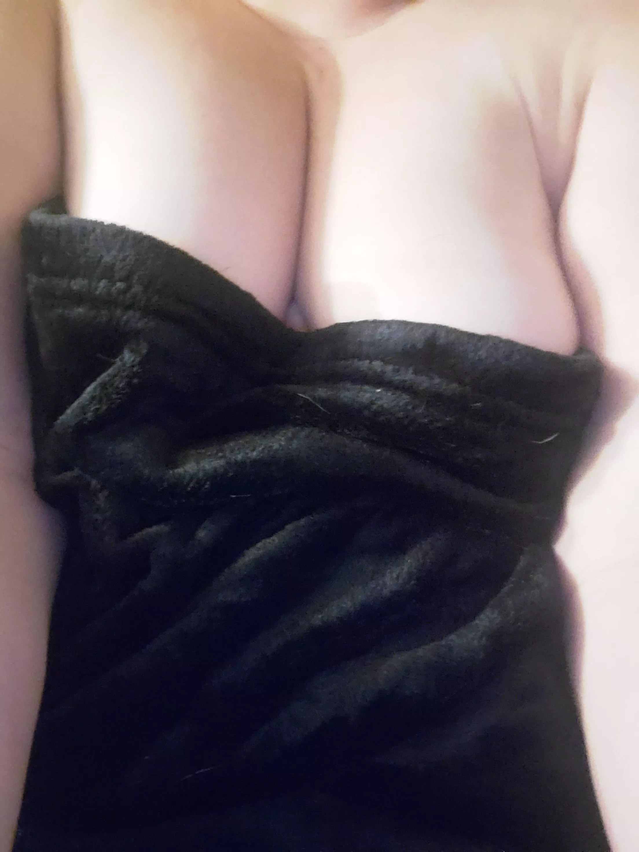 Sunday night, not ready for Monday! Wish someone could keep me warm, instead of this blanket!